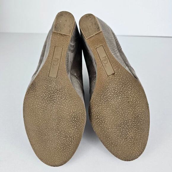New Directions Women's Wedge Heel Lace Up Ankle Booties Taupe/Gray Size 6 - Picture 8 of 12